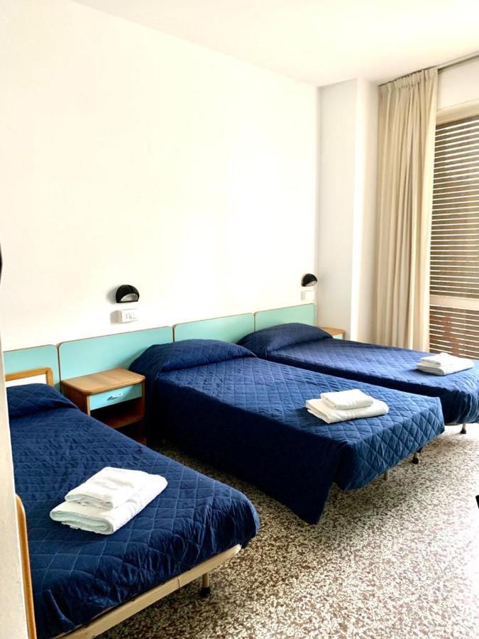 Hotel Telstar Rimini Exterior photo